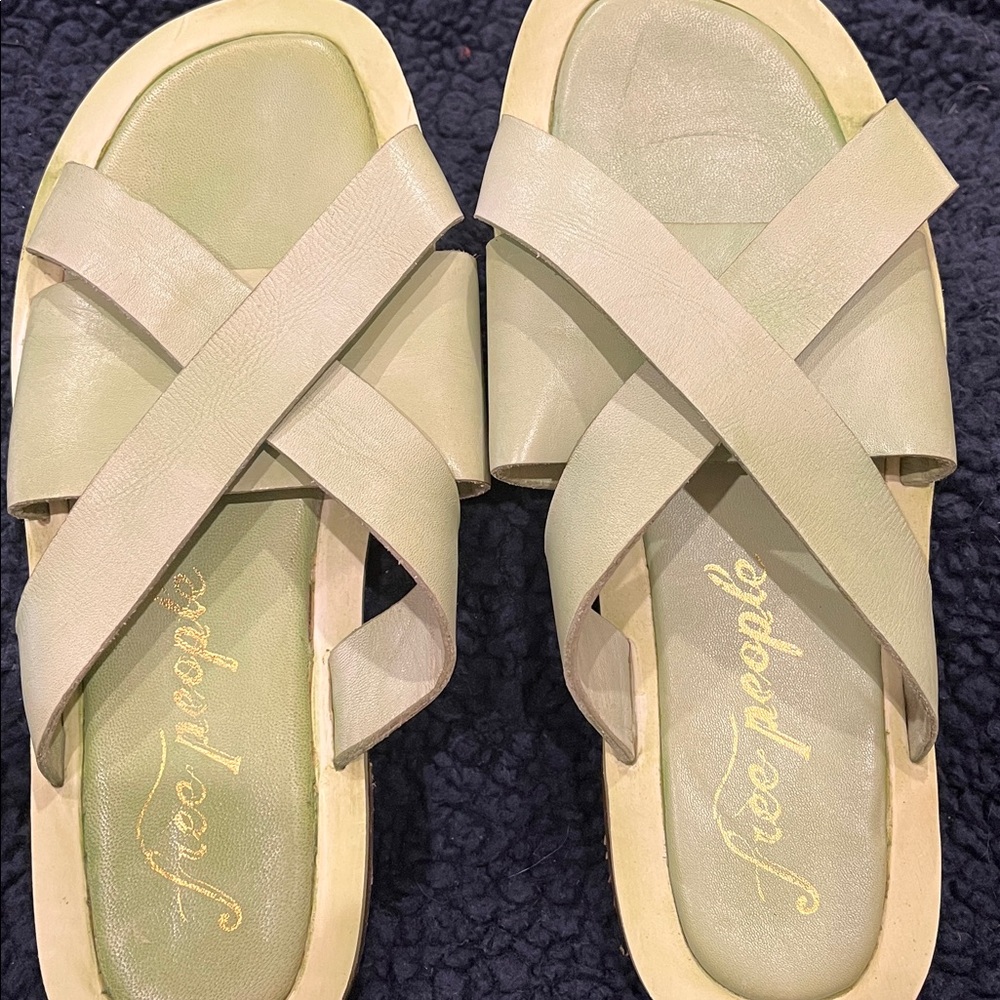 Free People Shoe 
Del Mar Sandal Slide Flat Slip On Mint Green Cross Open Toe 7 - Picture 6 of 6